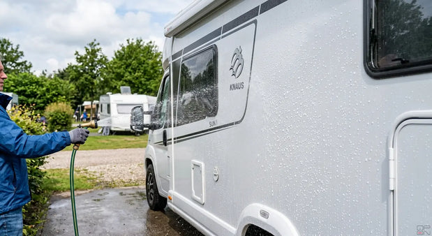 De snelste manier om je camper of caravan te beschermen: QP-ON Sprayable Coating